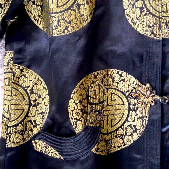 Woman’s Medallion Asian Silk Jacket SMALL - Picture 4 of 6